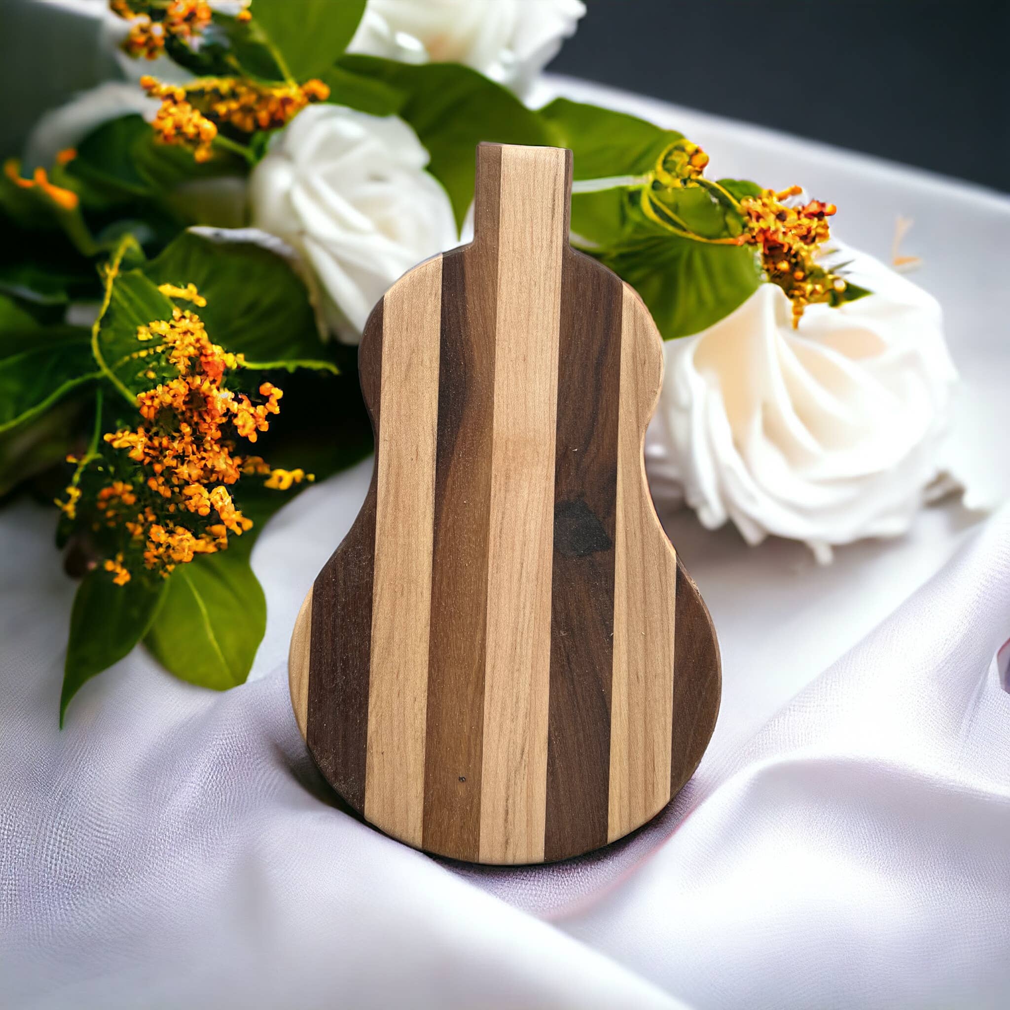 Guitar Charcuterie / Cutting Board Medium